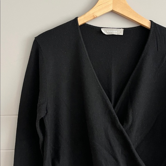 Everlane The Cashmere Wrap Sweater - Picture 4 of 7